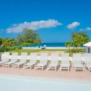 https://allamanda-beach-resort-saint-georges.comcaribbean.com